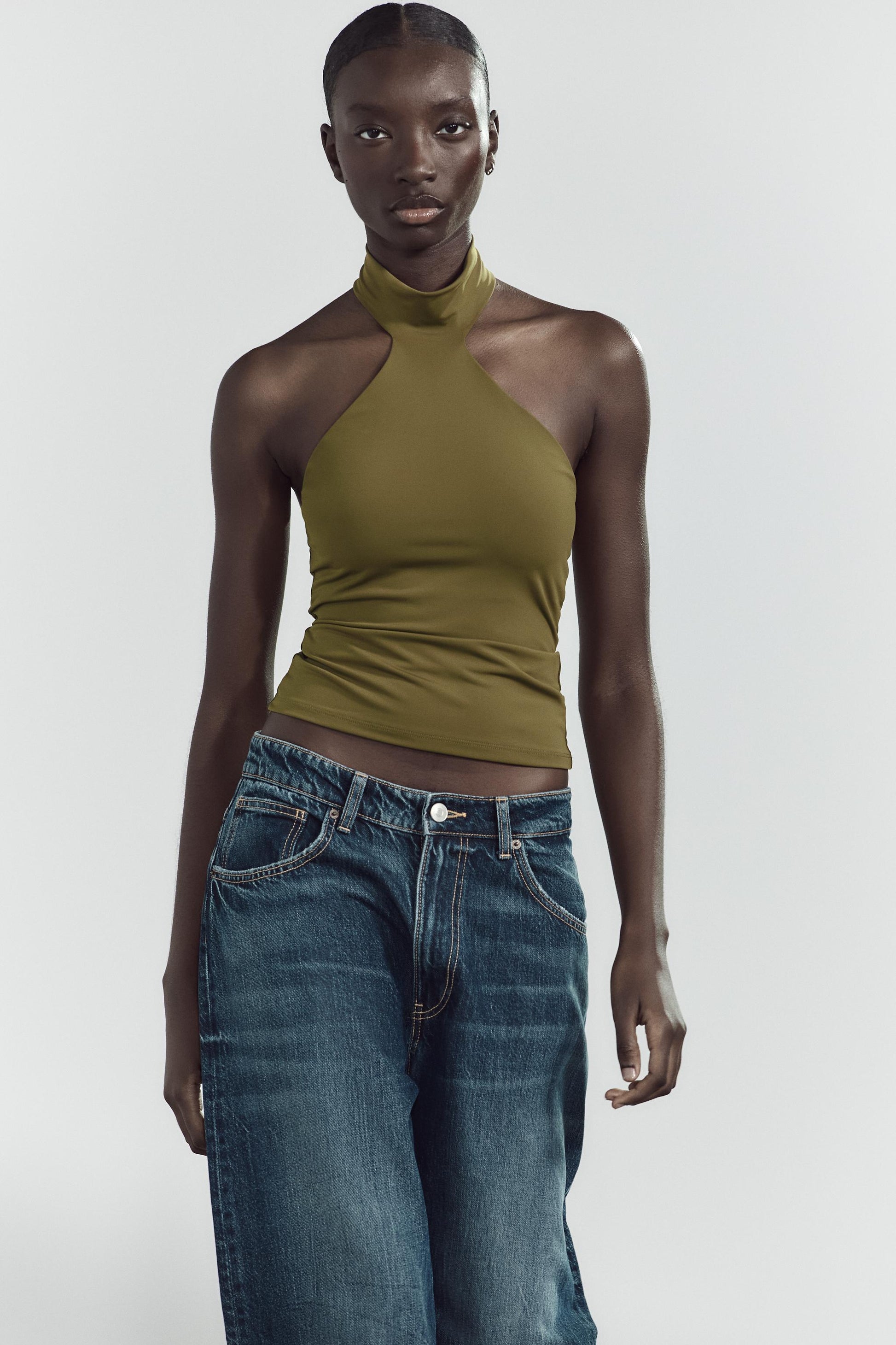 #574B1C, Vert olive