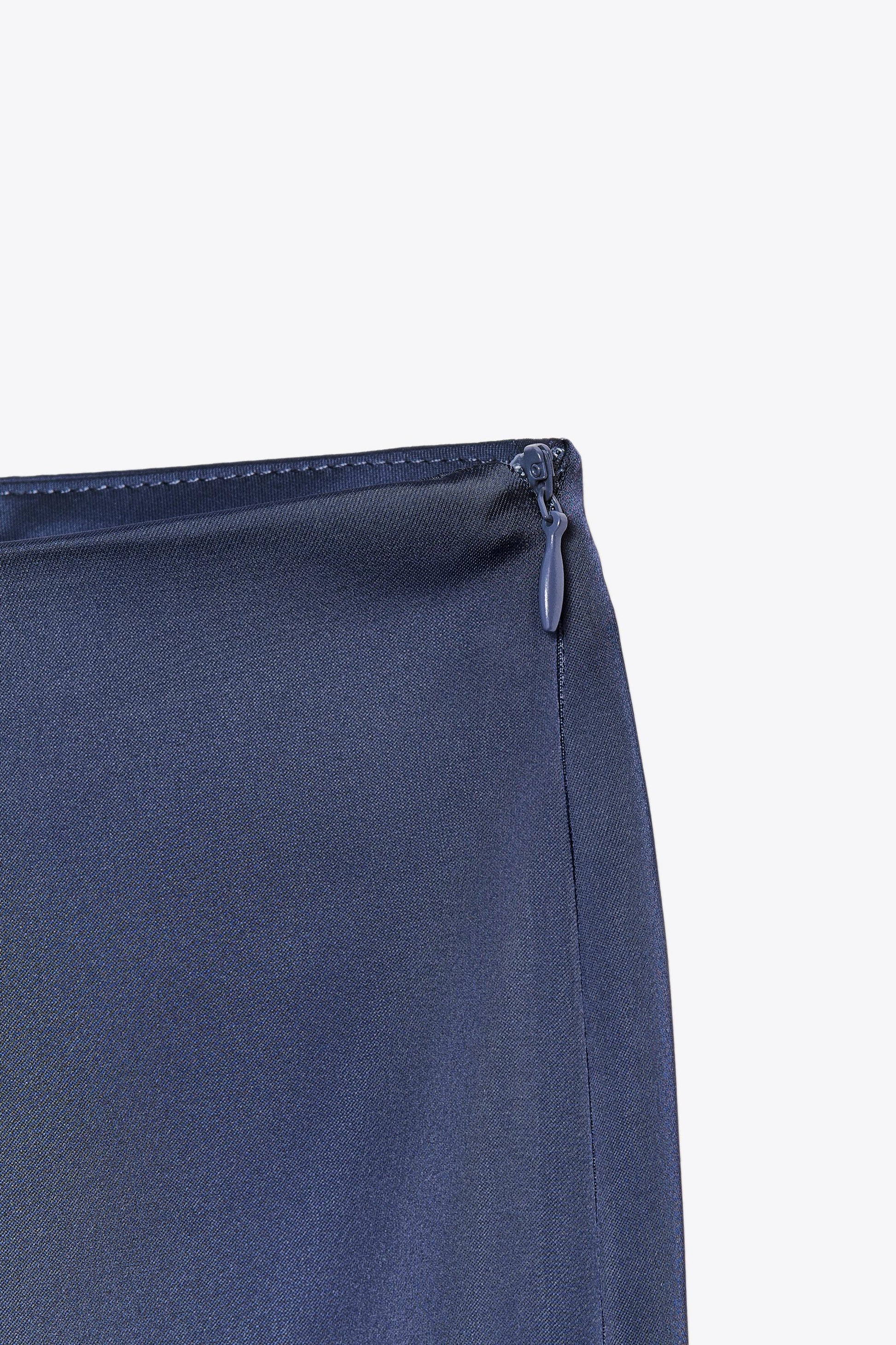 #424A69, Bleu nuit