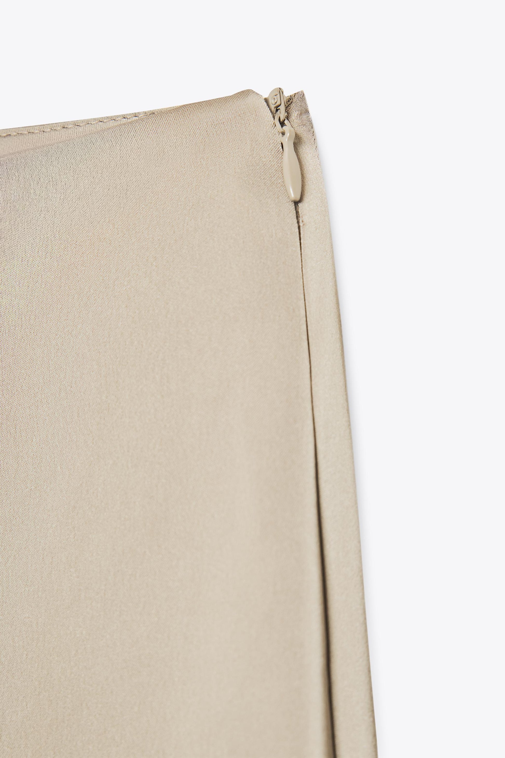 #D2C2B2, Beige