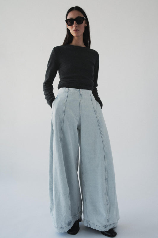#CDD6D8, Bleu clair
